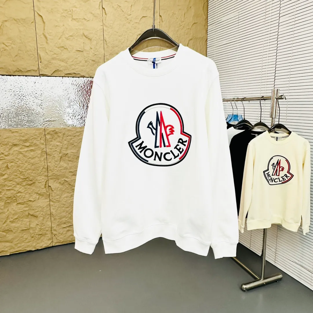 ： 🤳𝐌𝐎𝐍𝐂𝐋𝐄𝐑 ：☑️ 440 👕 ：☑️ 1*1 。🔜 。 ：☑️ 3D ，🇧🇫 1：1 。 ， ， ！🇲🇩 ！ Size：☑️S 〰️M 〰️L 〰️XL 〰️XXL